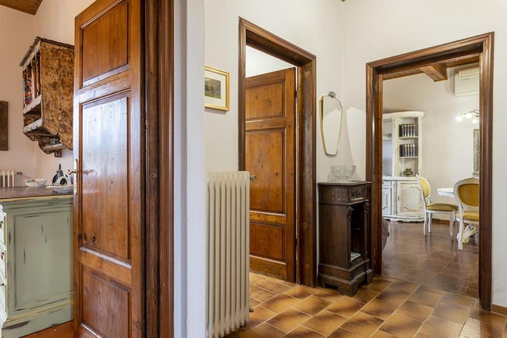 Appartamento Della Formica - Affitti Brevi Italia ルッカ エクステリア 写真